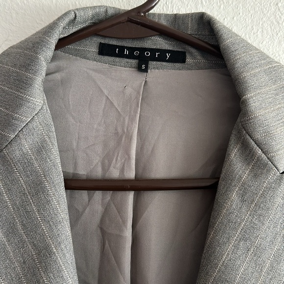 Women’s grey theory small blazer jacket - Picture 2 of 6